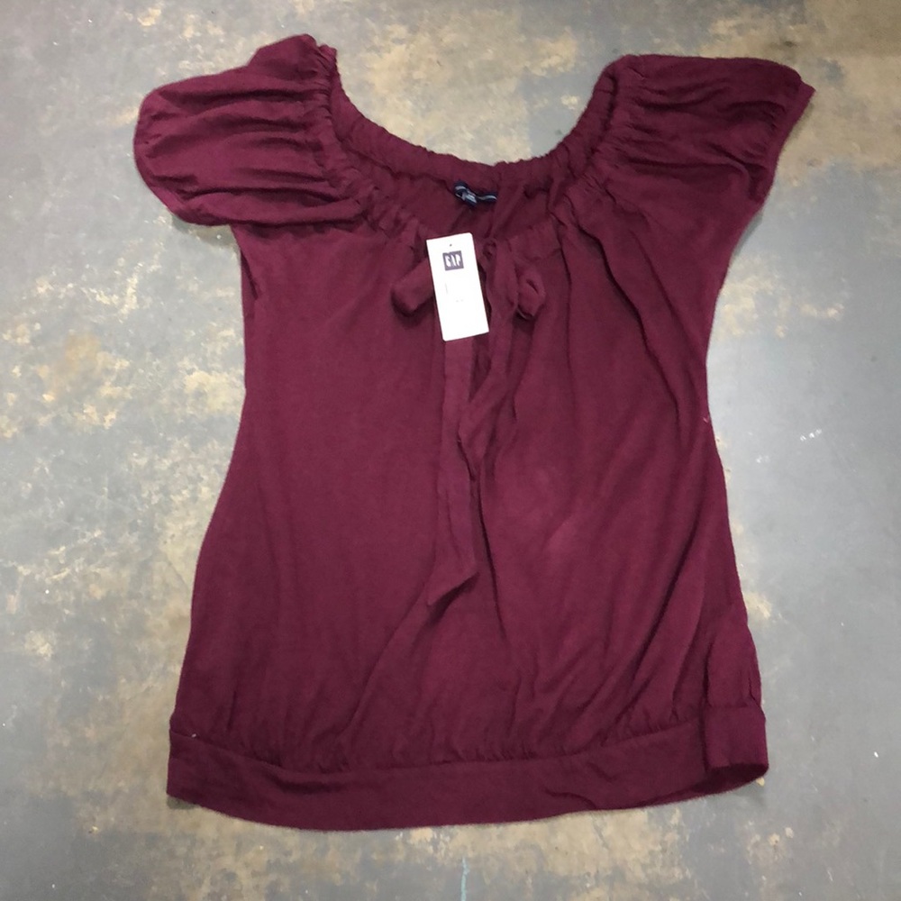 Juniors Gap Top ———Bin-P-10